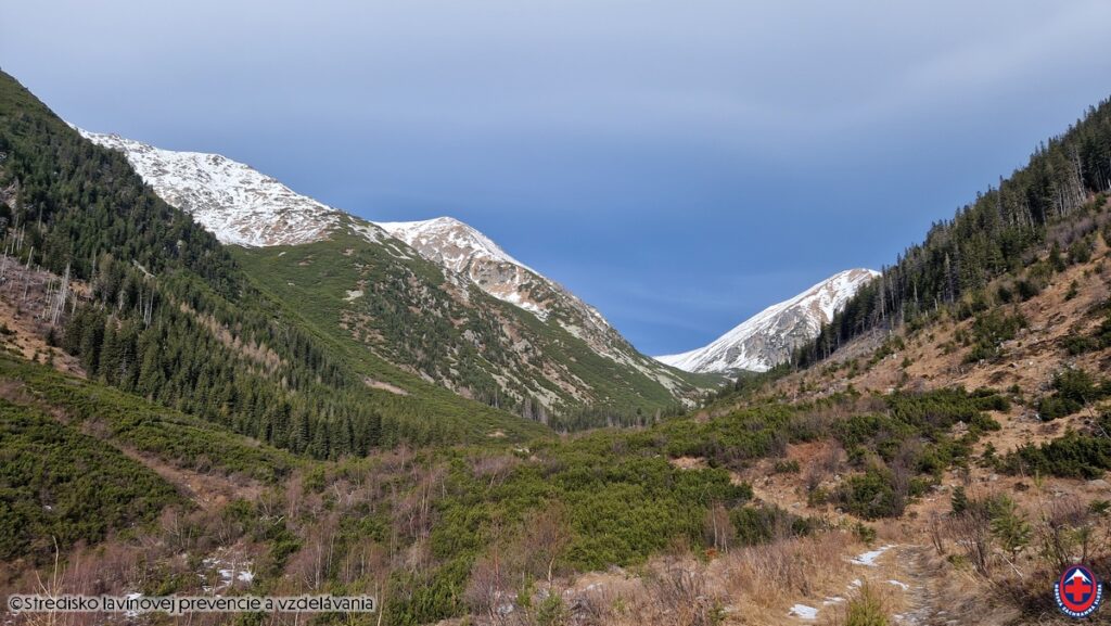 2025-12-17 Zapadne Tatry, Rackova dolina, Klin